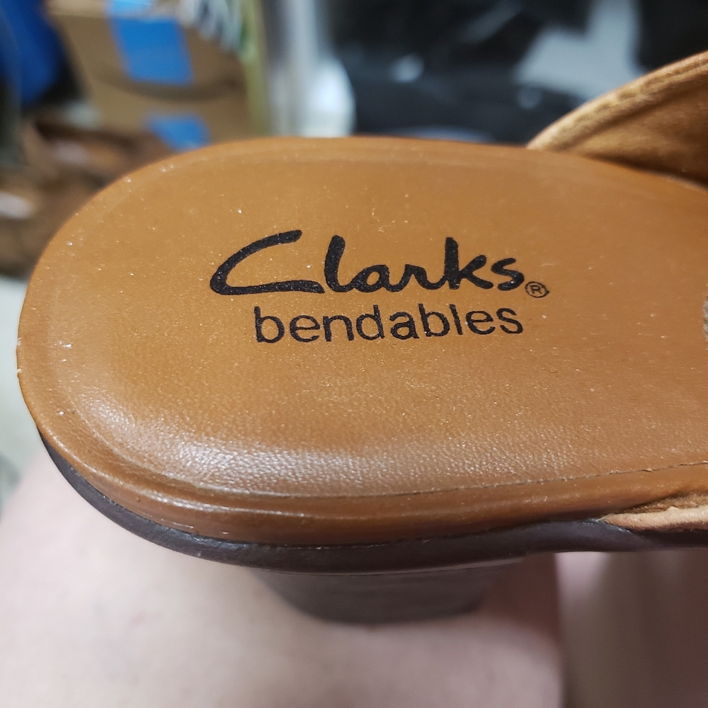 Shoes - Picture 2 of 3